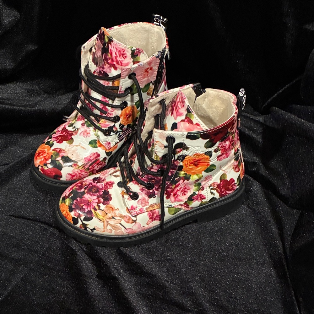 Floral Lace-Up Boots